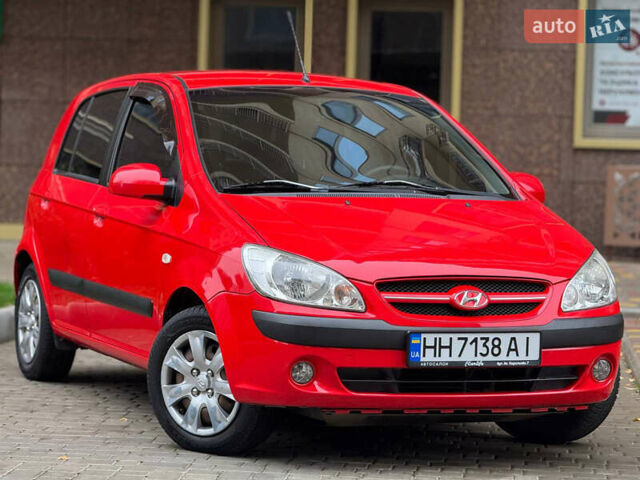 Красный Хендай Гетц, объемом двигателя 1.4 л и пробегом 188 тыс. км за 5500 $, фото 3 на Automoto.ua