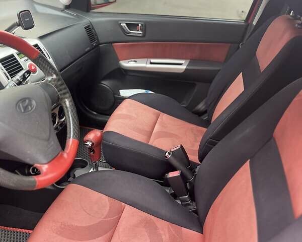 Червоний Хендай Гетц, об'ємом двигуна 1.6 л та пробігом 228 тис. км за 5200 $, фото 5 на Automoto.ua