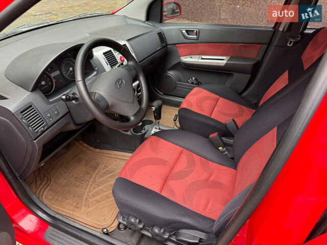 Красный Хендай Гетц, объемом двигателя 1.4 л и пробегом 188 тыс. км за 5500 $, фото 12 на Automoto.ua