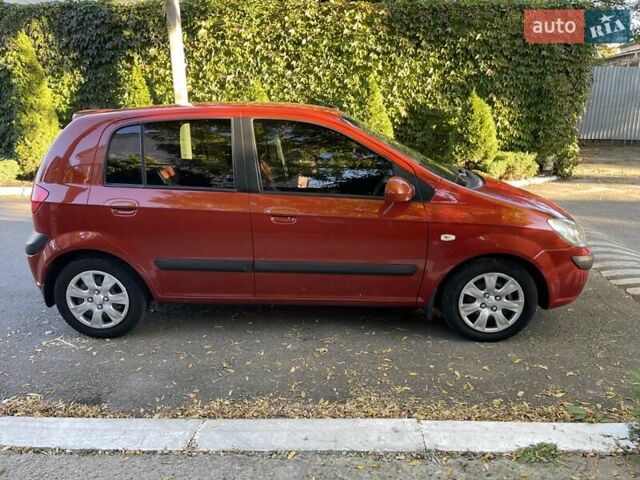 Красный Хендай Гетц, объемом двигателя 1.3 л и пробегом 164 тыс. км за 4950 $, фото 2 на Automoto.ua