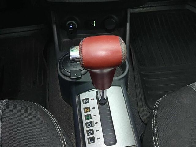 Красный Хендай Гетц, объемом двигателя 1.4 л и пробегом 197 тыс. км за 5709 $, фото 4 на Automoto.ua