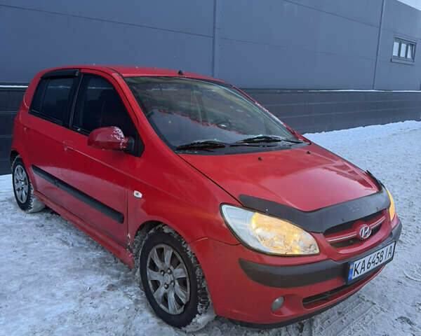 Красный Хендай Гетц, объемом двигателя 1.4 л и пробегом 228 тыс. км за 3999 $, фото 2 на Automoto.ua