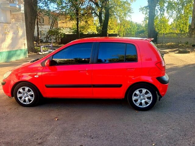 Червоний Хендай Гетц, об'ємом двигуна 1.4 л та пробігом 156 тис. км за 4500 $, фото 2 на Automoto.ua