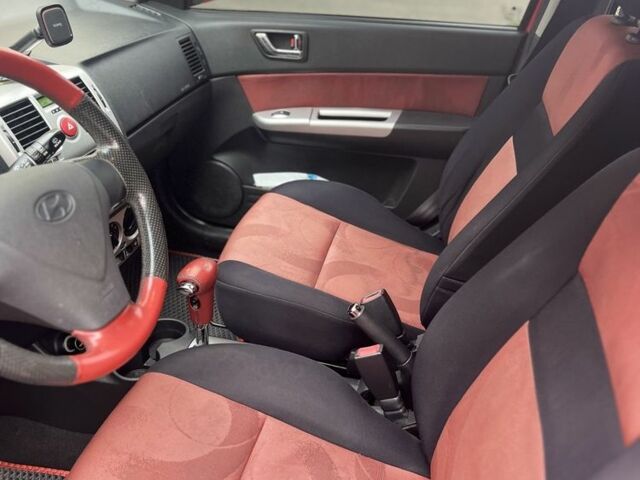 Червоний Хендай Гетц, об'ємом двигуна 1.6 л та пробігом 228 тис. км за 5200 $, фото 7 на Automoto.ua