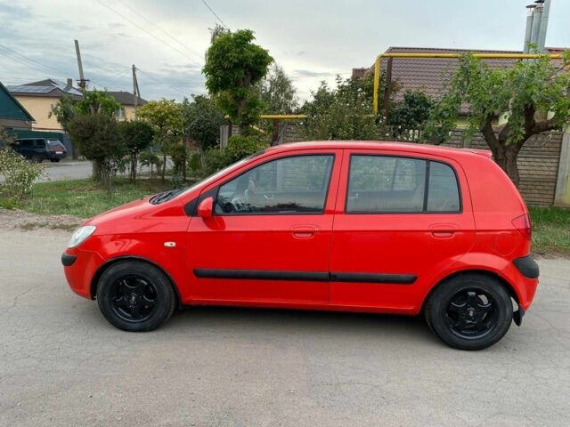 Червоний Хендай Гетц, об'ємом двигуна 1.6 л та пробігом 167 тис. км за 4900 $, фото 2 на Automoto.ua
