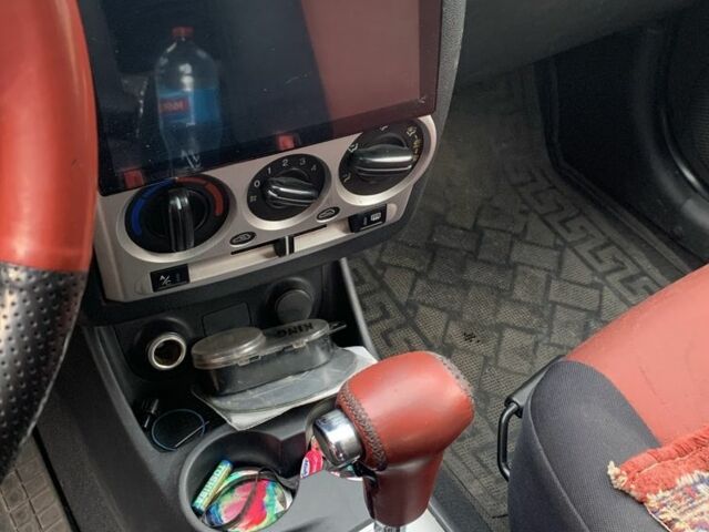 Червоний Хендай Гетц, об'ємом двигуна 1.6 л та пробігом 137 тис. км за 5500 $, фото 5 на Automoto.ua