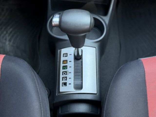 Червоний Хендай Гетц, об'ємом двигуна 1.4 л та пробігом 200 тис. км за 5499 $, фото 12 на Automoto.ua