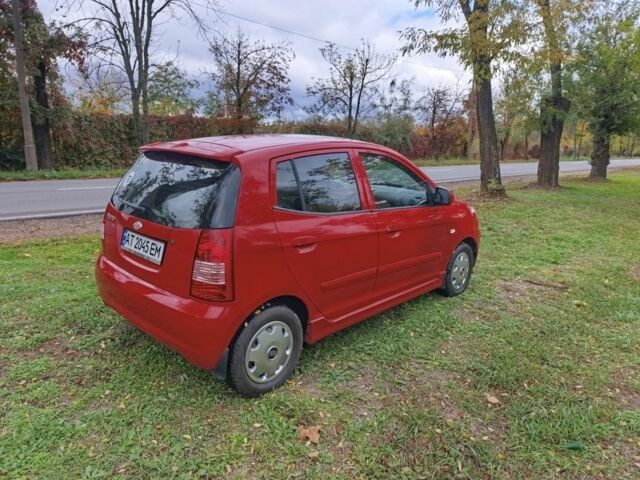 Красный Хендай Гетц, объемом двигателя 1.1 л и пробегом 120 тыс. км за 4499 $, фото 5 на Automoto.ua