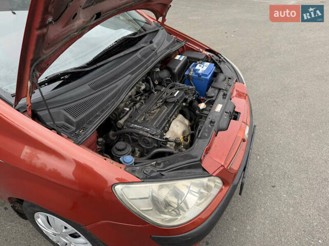 Червоний Хендай Гетц, об'ємом двигуна 1.4 л та пробігом 205 тис. км за 5200 $, фото 13 на Automoto.ua
