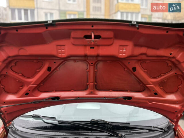 Красный Хендай Гетц, объемом двигателя 1.4 л и пробегом 121 тыс. км за 4350 $, фото 23 на Automoto.ua