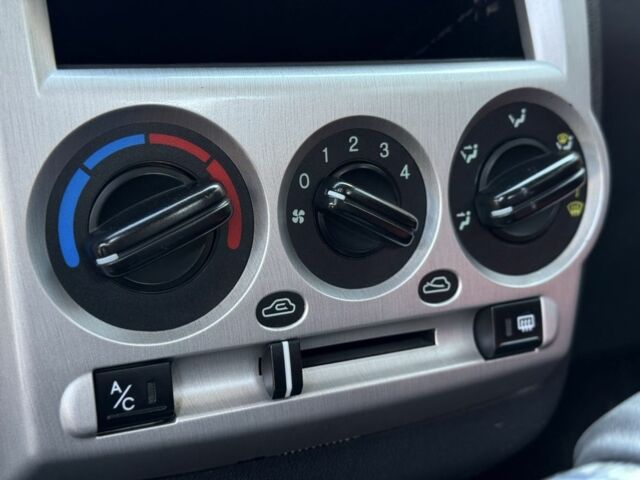 Червоний Хендай Гетц, об'ємом двигуна 1.4 л та пробігом 200 тис. км за 5499 $, фото 15 на Automoto.ua