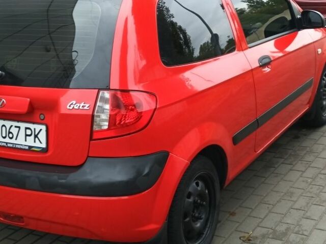 Червоний Хендай Гетц, об'ємом двигуна 1.1 л та пробігом 207 тис. км за 3700 $, фото 5 на Automoto.ua