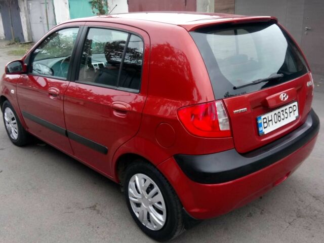 Красный Хендай Гетц, объемом двигателя 1.4 л и пробегом 219 тыс. км за 4800 $, фото 2 на Automoto.ua