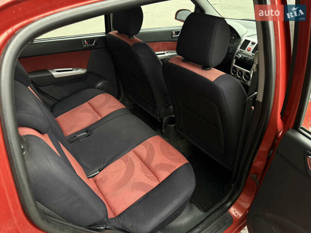 Червоний Хендай Гетц, об'ємом двигуна 1.4 л та пробігом 205 тис. км за 5200 $, фото 9 на Automoto.ua