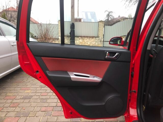 Красный Хендай Гетц, объемом двигателя 1.4 л и пробегом 94 тыс. км за 4950 $, фото 16 на Automoto.ua