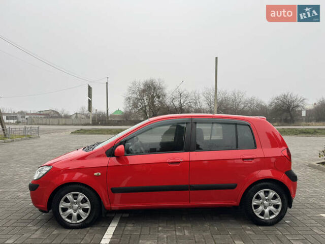 Красный Хендай Гетц, объемом двигателя 1.4 л и пробегом 144 тыс. км за 5499 $, фото 3 на Automoto.ua