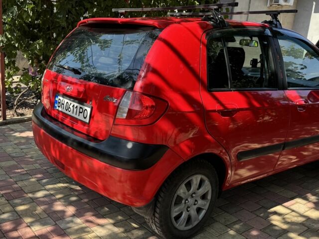 Красный Хендай Гетц, объемом двигателя 1.4 л и пробегом 300 тыс. км за 3700 $, фото 4 на Automoto.ua