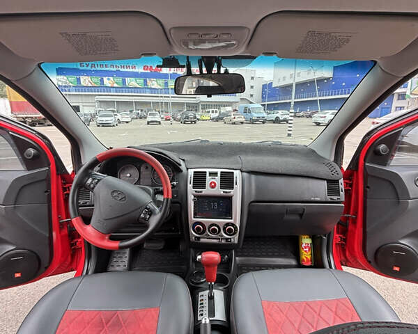 Червоний Хендай Гетц, об'ємом двигуна 1.6 л та пробігом 180 тис. км за 5990 $, фото 7 на Automoto.ua