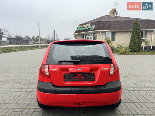 Красный Хендай Гетц, объемом двигателя 1.4 л и пробегом 143 тыс. км за 5500 $, фото 5 на Automoto.ua