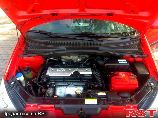 Червоний Хендай Гетц, об'ємом двигуна 1.4 л та пробігом 131 тис. км за 5800 $, фото 12 на Automoto.ua