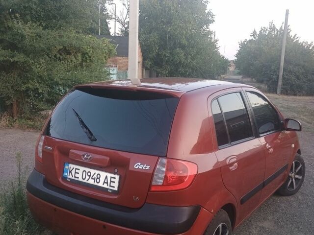 Червоний Хендай Гетц, об'ємом двигуна 1.6 л та пробігом 239 тис. км за 5600 $, фото 2 на Automoto.ua