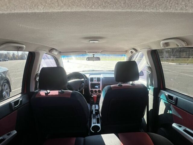 Красный Хендай Гетц, объемом двигателя 1.4 л и пробегом 150 тыс. км за 4599 $, фото 11 на Automoto.ua