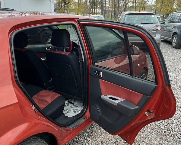 Красный Хендай Гетц, объемом двигателя 1.4 л и пробегом 188 тыс. км за 5950 $, фото 18 на Automoto.ua