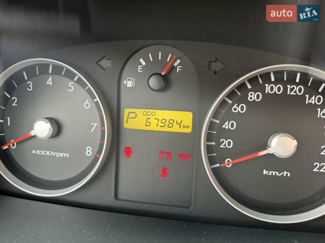 Червоний Хендай Гетц, об'ємом двигуна 1.4 л та пробігом 67 тис. км за 6000 $, фото 5 на Automoto.ua