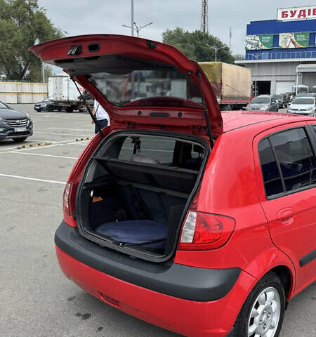 Червоний Хендай Гетц, об'ємом двигуна 1.6 л та пробігом 180 тис. км за 5990 $, фото 6 на Automoto.ua