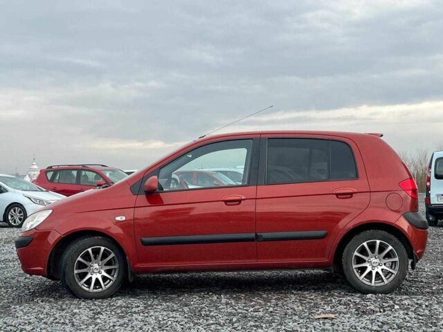 Червоний Хендай Гетц, об'ємом двигуна 1.4 л та пробігом 159 тис. км за 6440 $, фото 4 на Automoto.ua