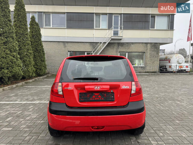Красный Хендай Гетц, объемом двигателя 1.4 л и пробегом 144 тыс. км за 5499 $, фото 5 на Automoto.ua
