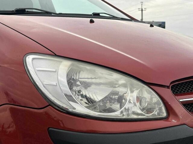 Червоний Хендай Гетц, об'ємом двигуна 1.4 л та пробігом 159 тис. км за 6440 $, фото 12 на Automoto.ua