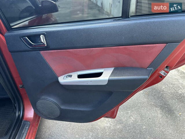 Красный Хендай Гетц, объемом двигателя 1.4 л и пробегом 157 тыс. км за 4899 $, фото 15 на Automoto.ua