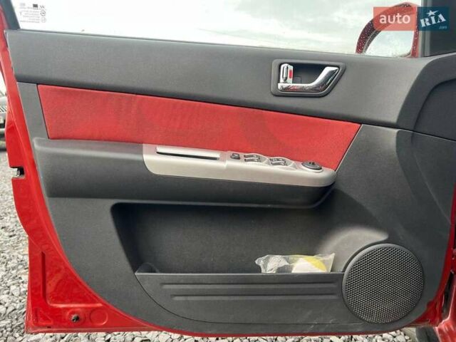 Червоний Хендай Гетц, об'ємом двигуна 1.4 л та пробігом 159 тис. км за 6440 $, фото 14 на Automoto.ua
