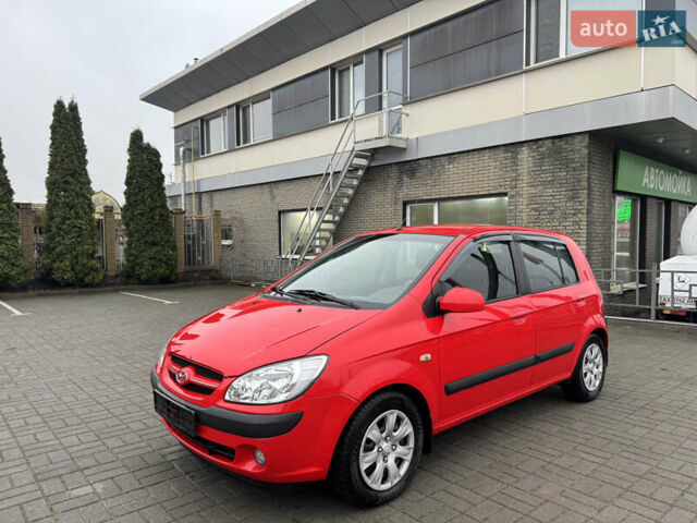 Красный Хендай Гетц, объемом двигателя 1.4 л и пробегом 143 тыс. км за 5500 $, фото 2 на Automoto.ua