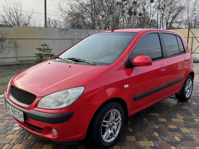 Червоний Хендай Гетц, об'ємом двигуна 1.6 л та пробігом 231 тис. км за 3250 $, фото 1 на Automoto.ua