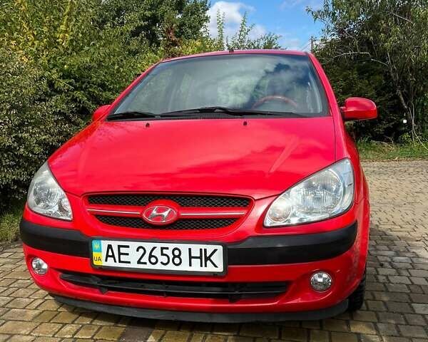 Червоний Хендай Гетц, об'ємом двигуна 1.4 л та пробігом 114 тис. км за 5000 $, фото 1 на Automoto.ua