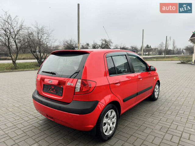 Красный Хендай Гетц, объемом двигателя 1.4 л и пробегом 143 тыс. км за 5500 $, фото 6 на Automoto.ua