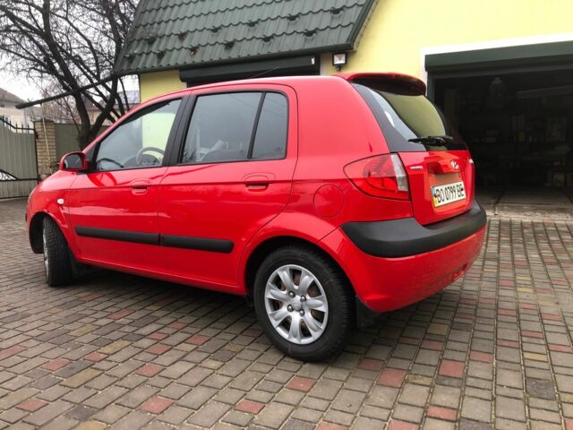 Красный Хендай Гетц, объемом двигателя 1.4 л и пробегом 94 тыс. км за 4950 $, фото 3 на Automoto.ua