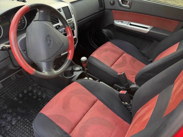 Червоний Хендай Гетц, об'ємом двигуна 1.6 л та пробігом 231 тис. км за 3250 $, фото 7 на Automoto.ua