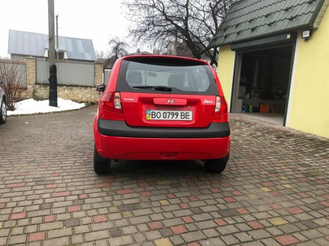 Красный Хендай Гетц, объемом двигателя 1.4 л и пробегом 94 тыс. км за 4950 $, фото 4 на Automoto.ua