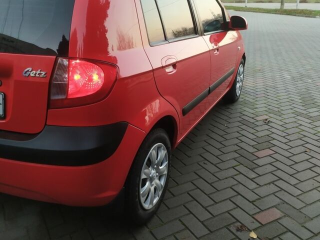 Красный Хендай Гетц, объемом двигателя 0 л и пробегом 168 тыс. км за 5500 $, фото 6 на Automoto.ua