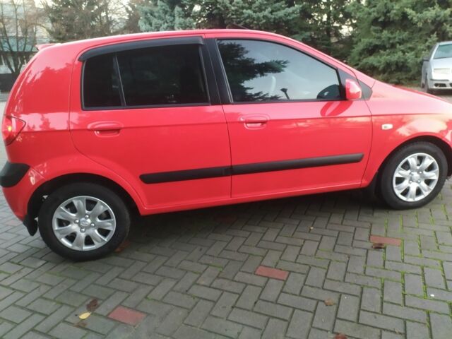 Красный Хендай Гетц, объемом двигателя 0 л и пробегом 168 тыс. км за 5500 $, фото 4 на Automoto.ua