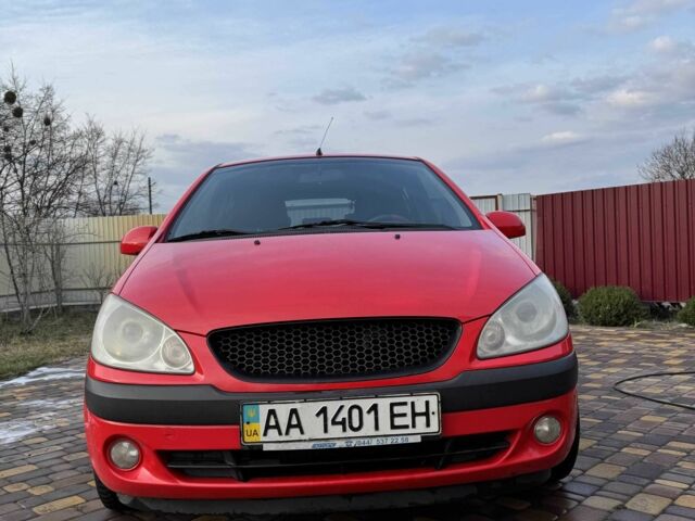 Червоний Хендай Гетц, об'ємом двигуна 1.6 л та пробігом 231 тис. км за 3250 $, фото 2 на Automoto.ua
