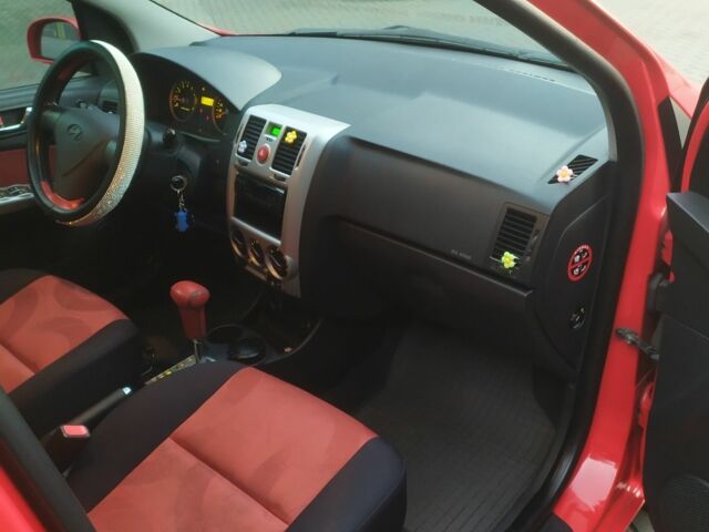 Красный Хендай Гетц, объемом двигателя 0 л и пробегом 168 тыс. км за 5500 $, фото 7 на Automoto.ua