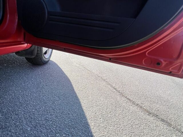 Красный Хендай Гетц, объемом двигателя 1.4 л и пробегом 150 тыс. км за 4599 $, фото 15 на Automoto.ua