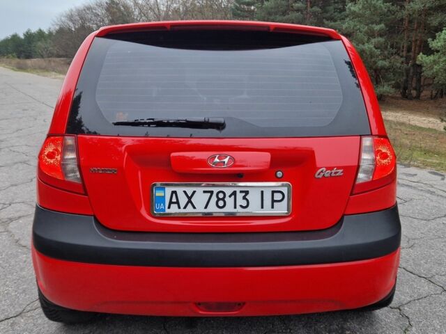 Красный Хендай Гетц, объемом двигателя 1.4 л и пробегом 244 тыс. км за 4450 $, фото 5 на Automoto.ua