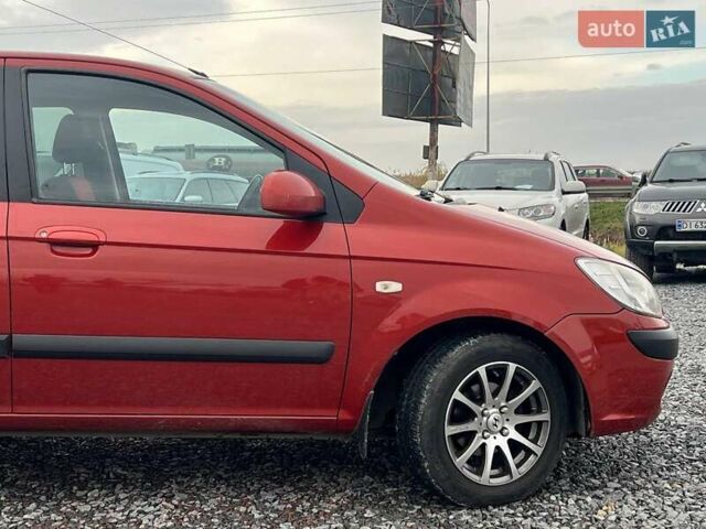 Червоний Хендай Гетц, об'ємом двигуна 1.4 л та пробігом 159 тис. км за 6440 $, фото 11 на Automoto.ua
