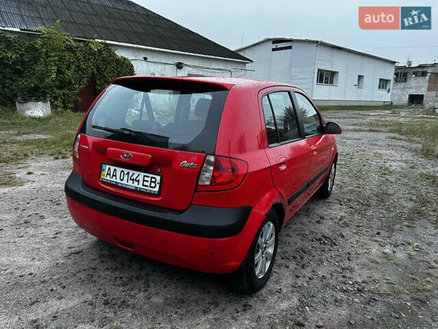 Красный Хендай Гетц, объемом двигателя 0 л и пробегом 210 тыс. км за 2500 $, фото 15 на Automoto.ua