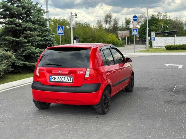 Червоний Хендай Гетц, об'ємом двигуна 1.4 л та пробігом 179 тис. км за 4999 $, фото 3 на Automoto.ua